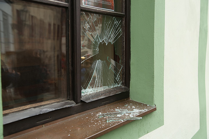 A2B Glass are able to board up broken windows while they are being repaired in Tavistock.